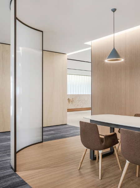 揭秘！上海辦公室裝修設(shè)計(jì)，植物選購與擺放的藝術(shù)